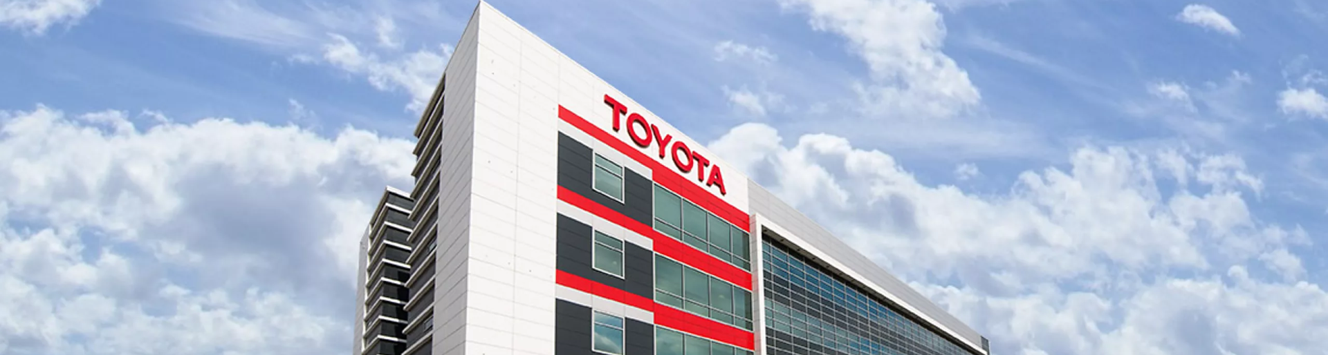 Изображение на странице TOYOTA ПОДВЕЛА ИТОГИ ПРОДАЖ В РОССИИ ЗА 2021 ГОД Тойота Центр Кемерово